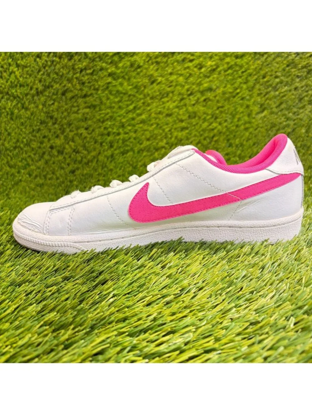Nike Tinnis Classic GS Girls Size 6Y White Pink Athletic Leather Shoes Sneakers